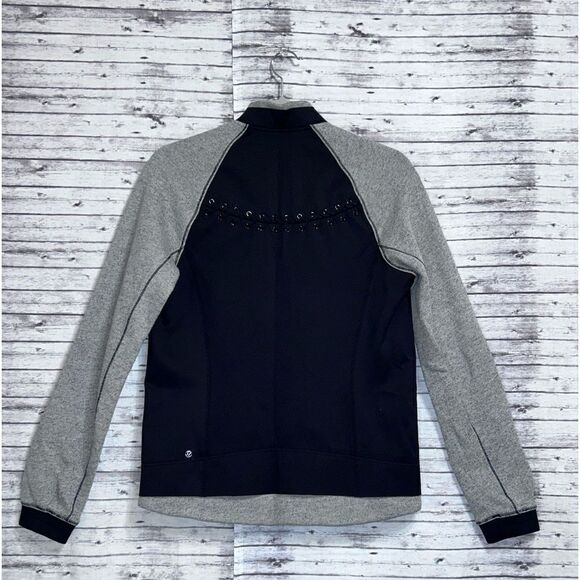 Lululemon Var-City Bomber Jacket - Picture 4 of 12